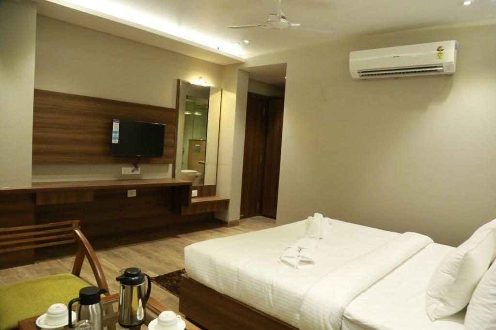 Hotel City Crown Mandsaur Kültér fotó