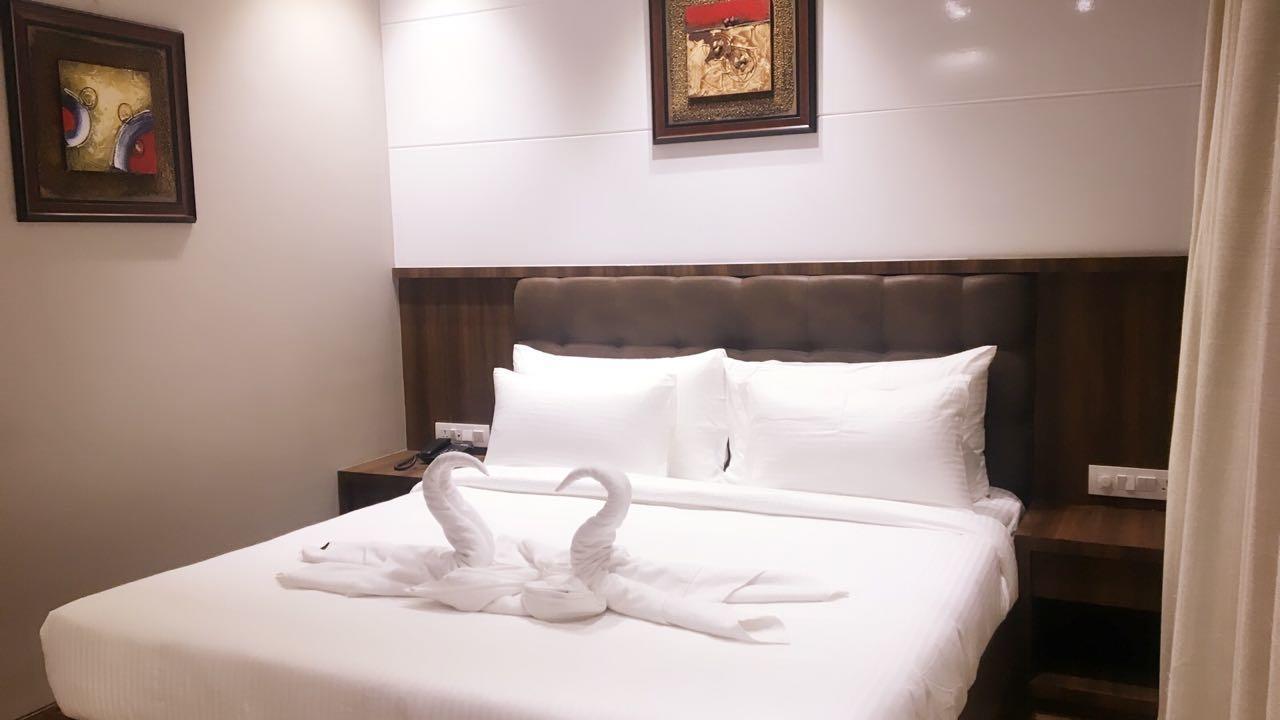 Hotel City Crown Mandsaur Kültér fotó